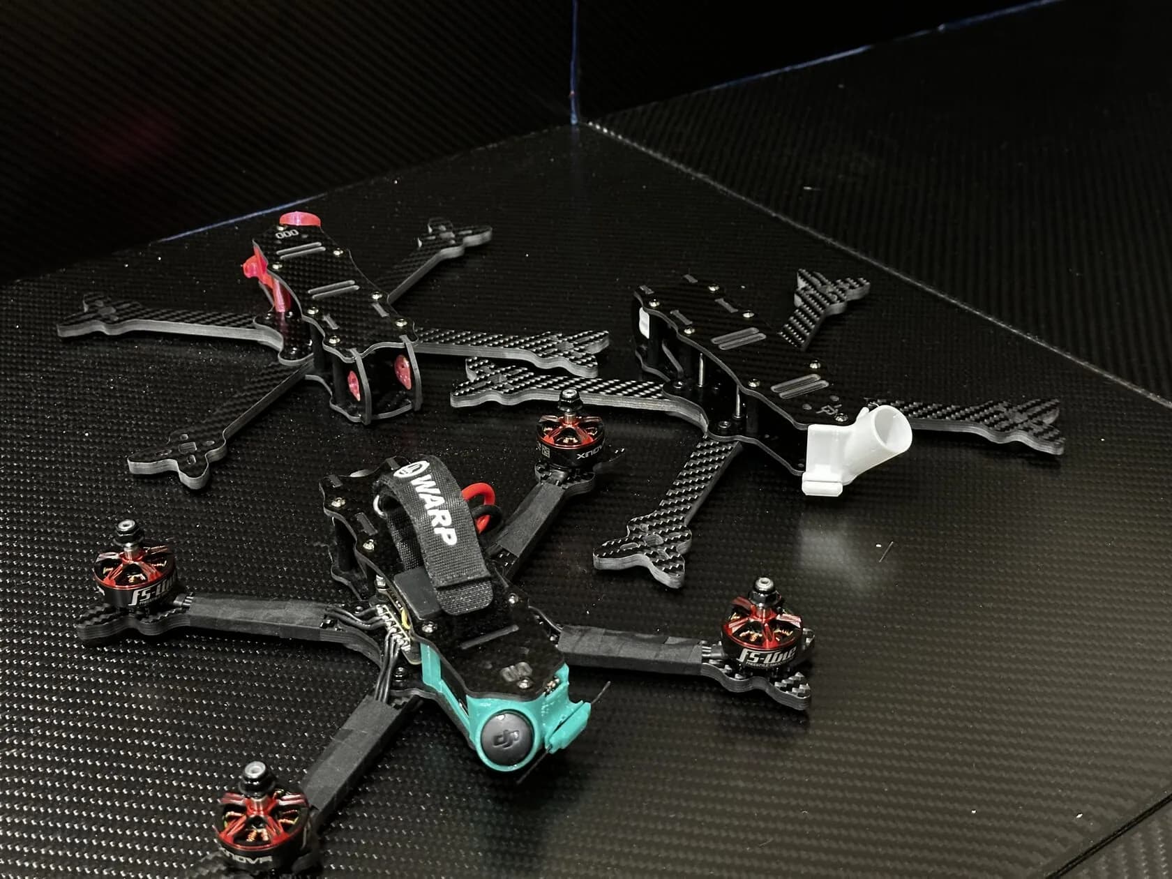 Рамы WARPfly в мастерской